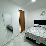 Beautiful Apartamento Novo Equipado A 2 Quadras Da Praia