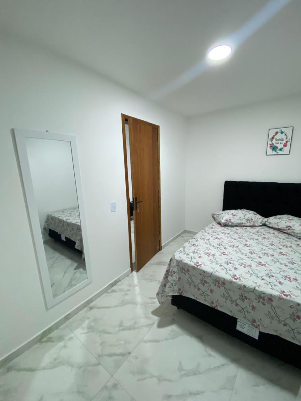 Beautiful Novo Equipado A 2 Quadras Da Apartamento